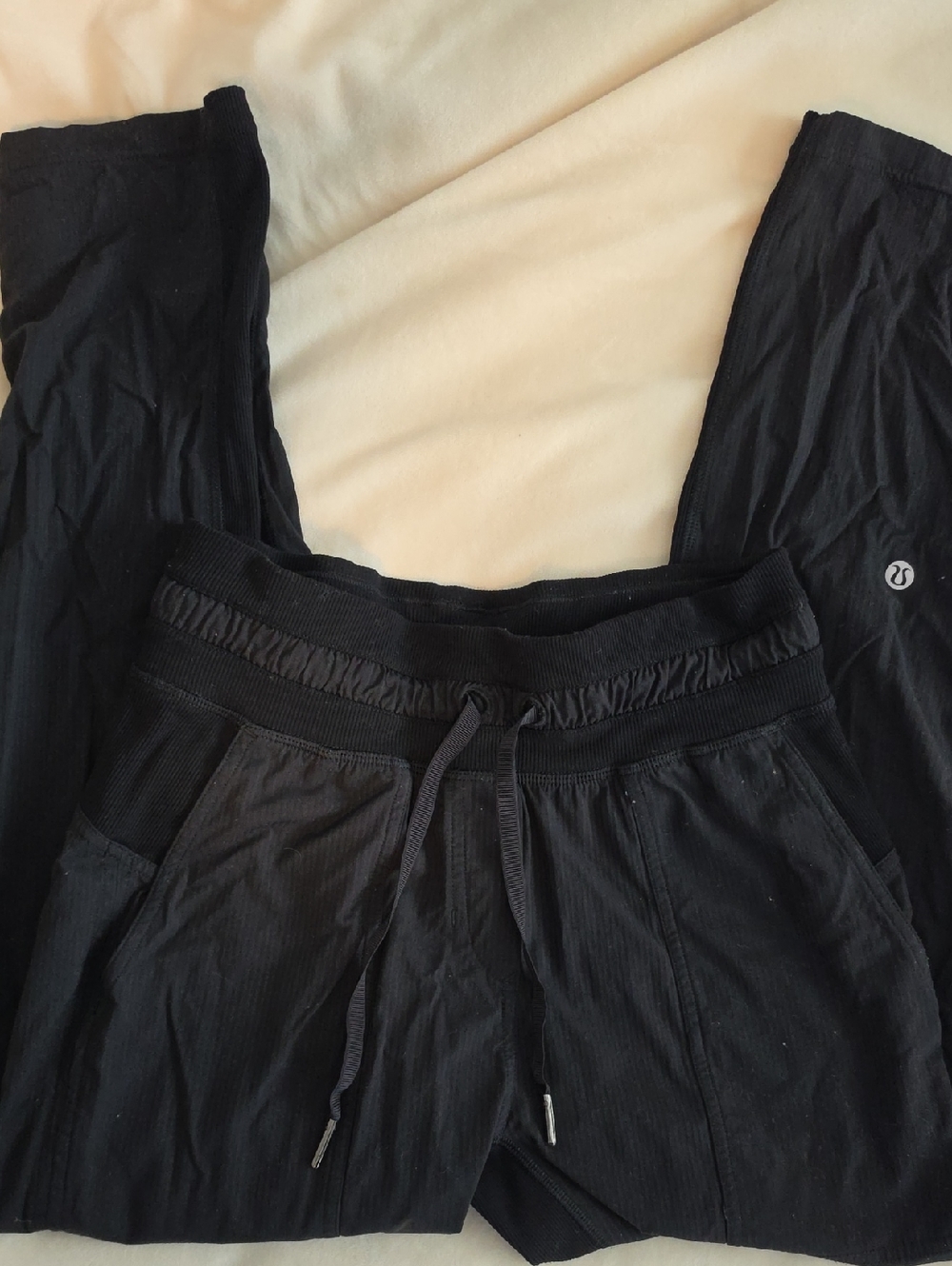 lululemon athletica Black Elastic Waist Drawstring Pants